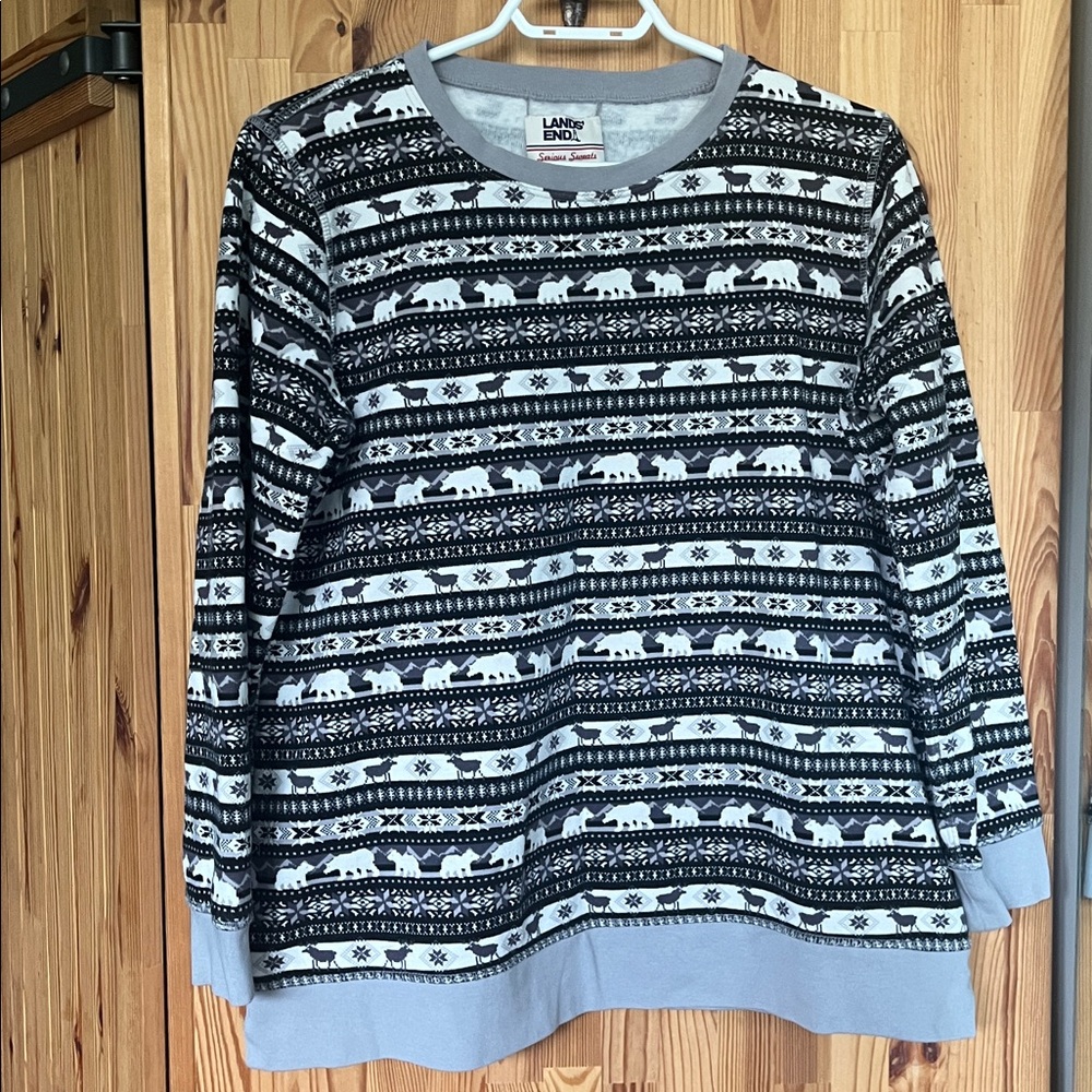 Lands' End Black, Grey, & White Fair Isle Sweater (size M-P)